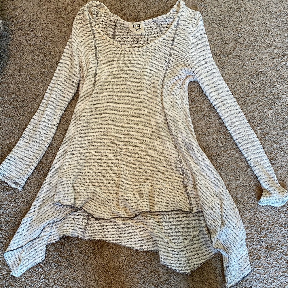 White and grey striped long sleeve flowy sweater